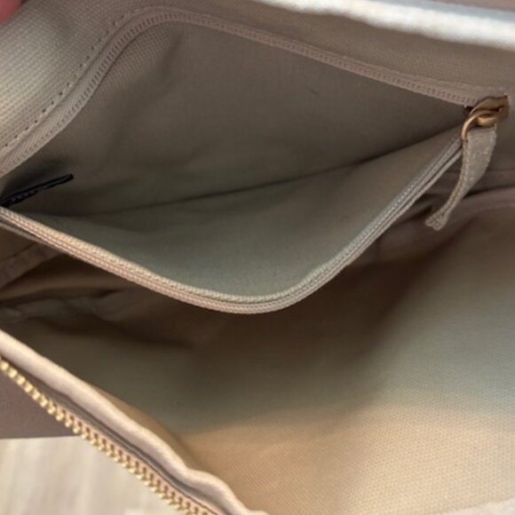 July Everyday Canvas Crescent Bag - Picture 5 of 5